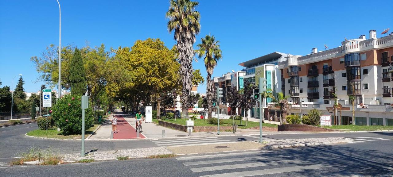 阿马多拉Enjoy Lisbon Cascais Sintra 1200 Metres To Metro Blue Line Sintra Rail Line Free Parking公寓 外观 照片